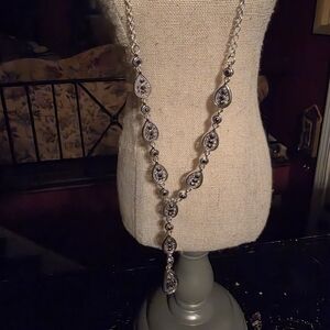 Elegant Silver Teardrop Necklace